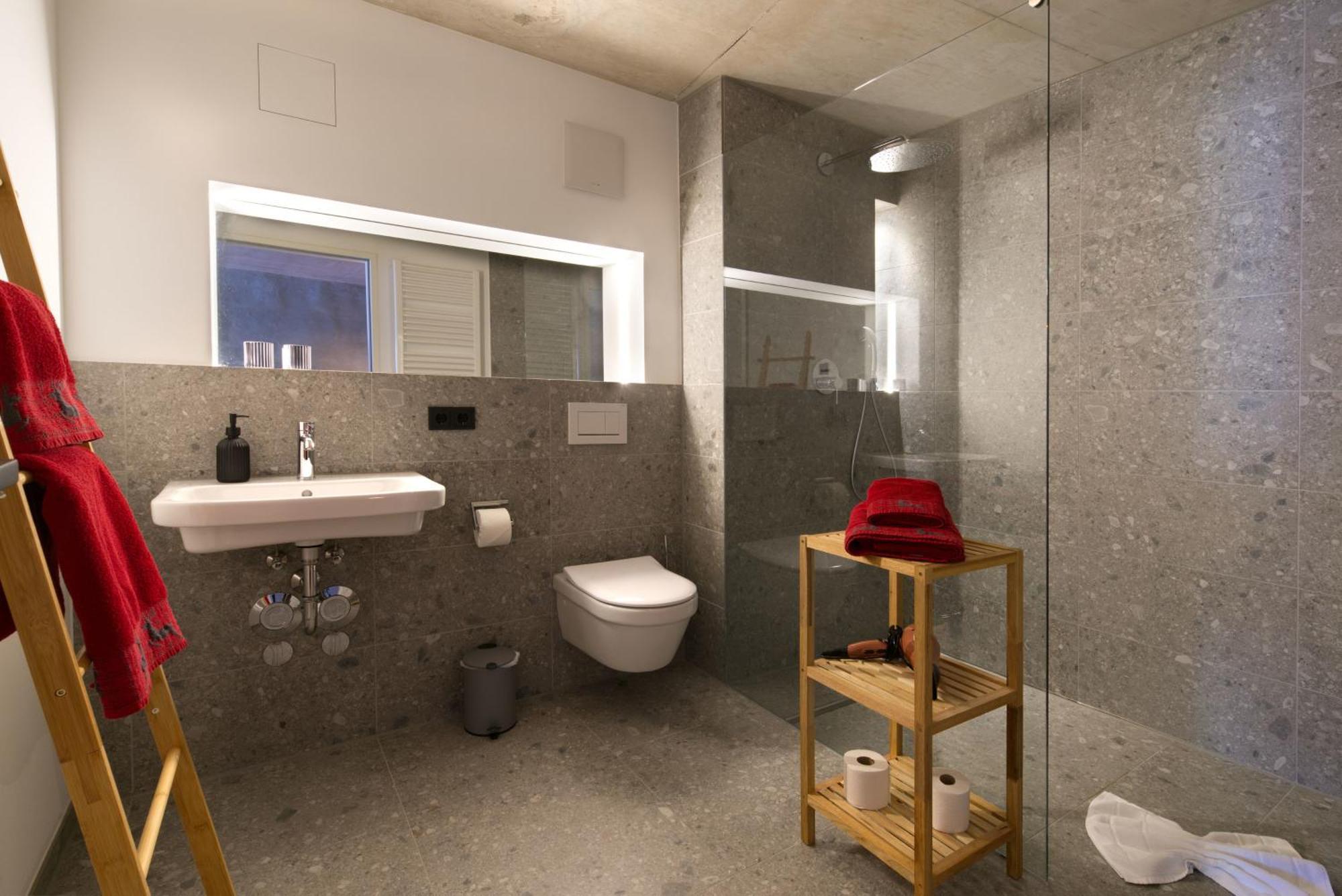 Adlerhaus, Gartenwohnung -410- ミッテンヴァルト エクステリア 写真